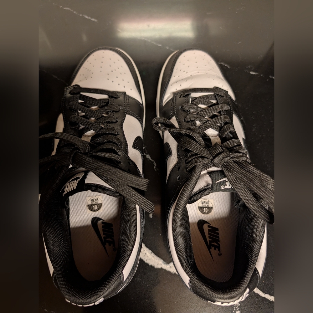 Nike Dunk Low “Panda” Black/White Size 10 Like New MSRP $130 - Picture 8 of 12